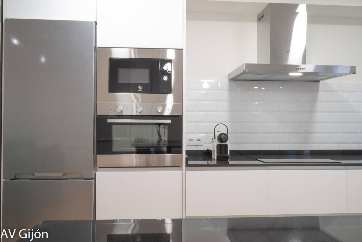 Apartamento La Playa 17 Gijon Ngoại thất bức ảnh