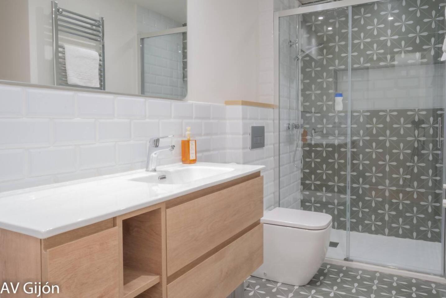 Apartamento La Playa 17 Gijon Ngoại thất bức ảnh